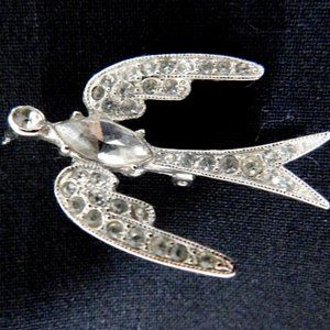 Vintage ORA Pave And Rhinestone Dove Brooch Pin Silverstone